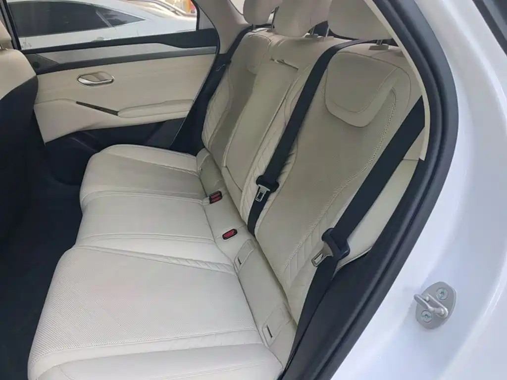 BYD Qin L — миниатюра 17