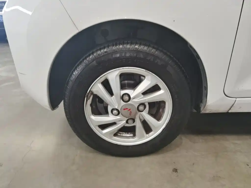 Wuling MINIEV — миниатюра 23