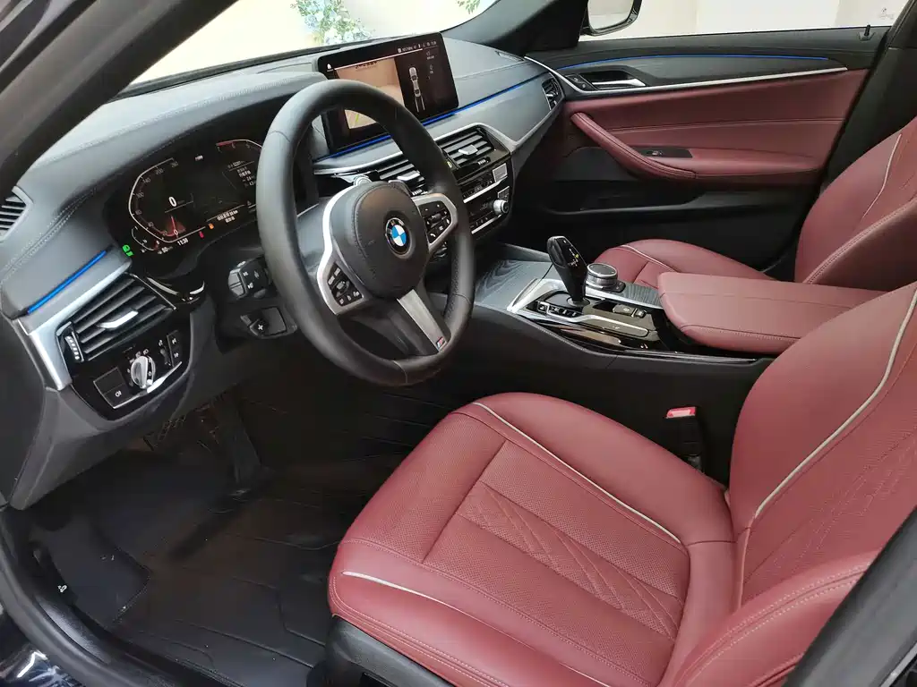 BMW 5 Series — миниатюра 17