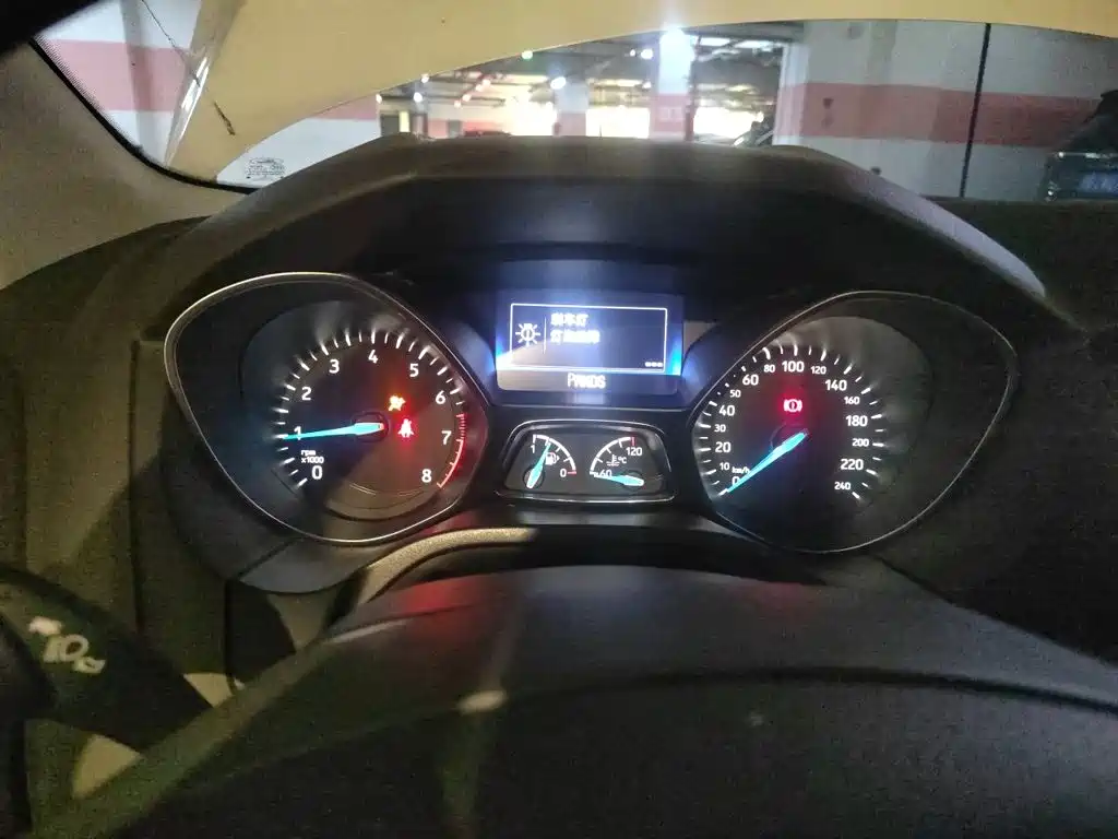Ford Focus — миниатюра 12