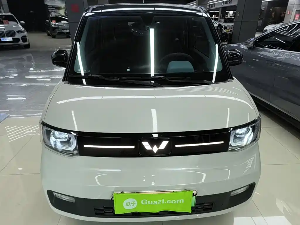 Wuling MINIEV — миниатюра 3