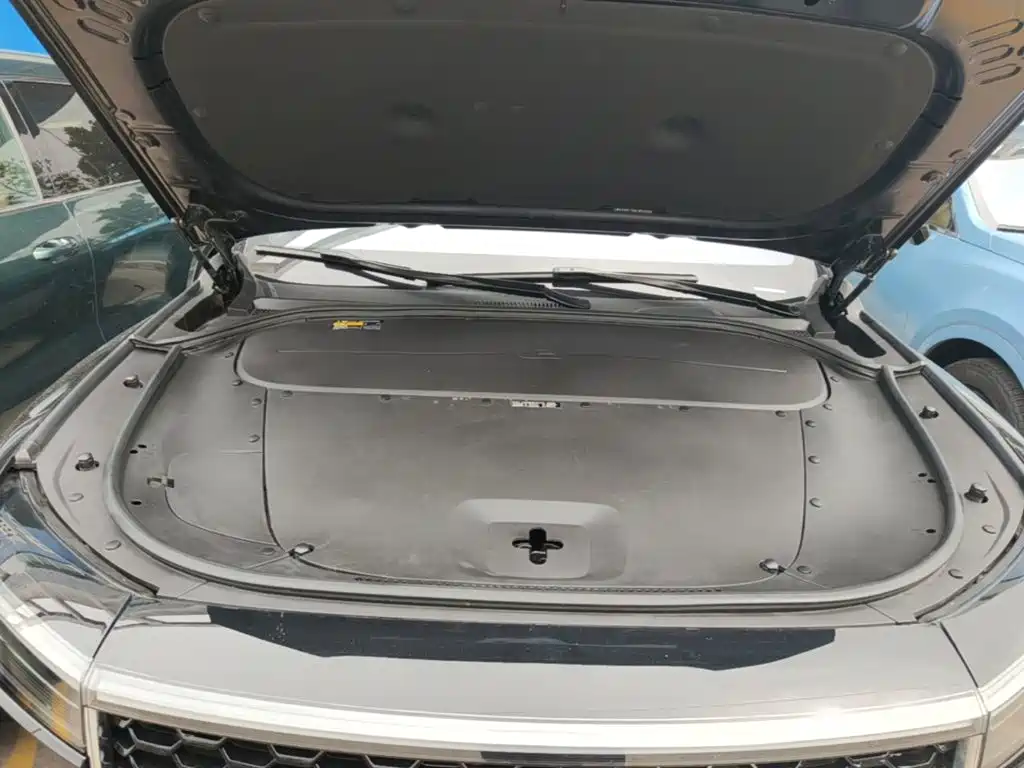 Li Auto Li ONE — миниатюра 20