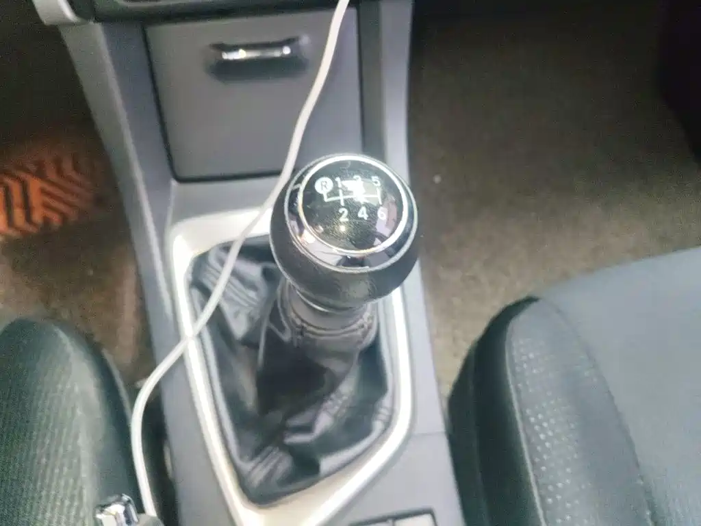 Toyota Corolla — миниатюра 11