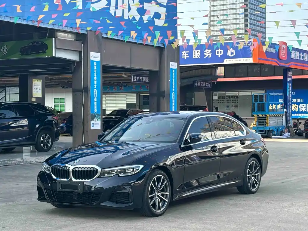 BMW 3 Series 2022