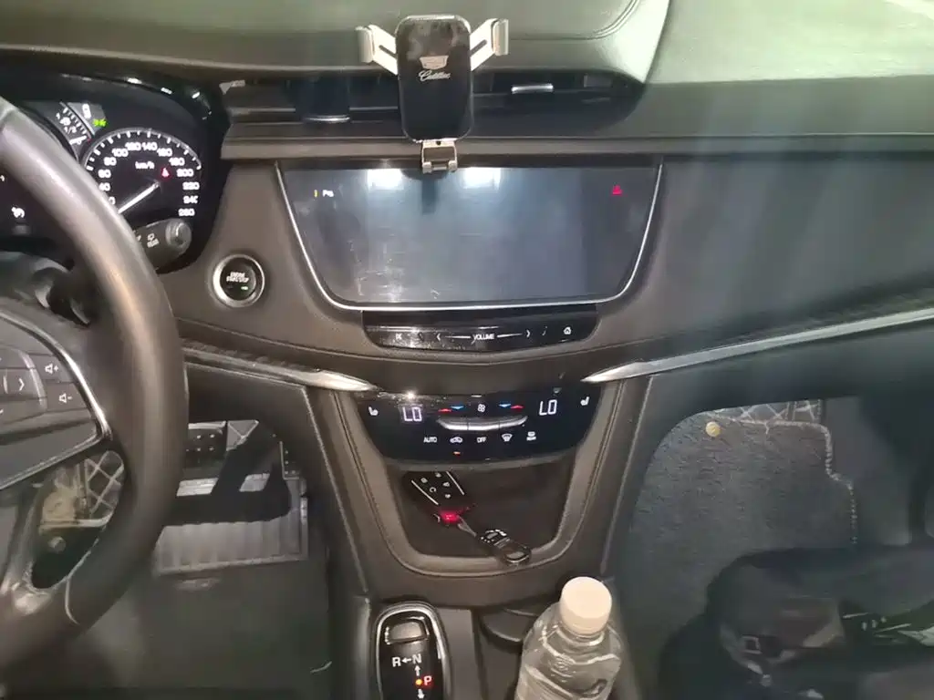 Cadillac XT5 — миниатюра 13