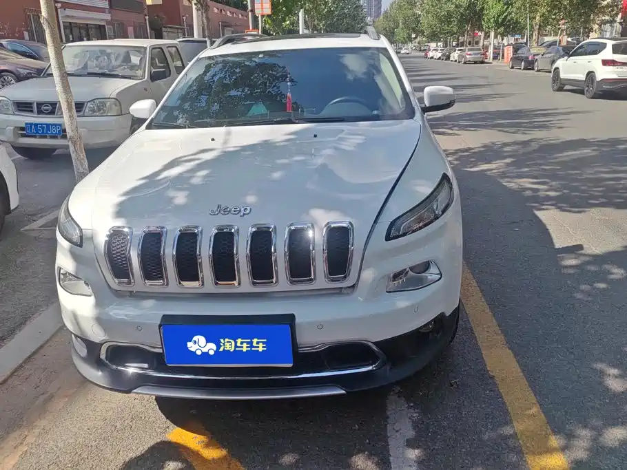 Jeep Cherokee — миниатюра 2