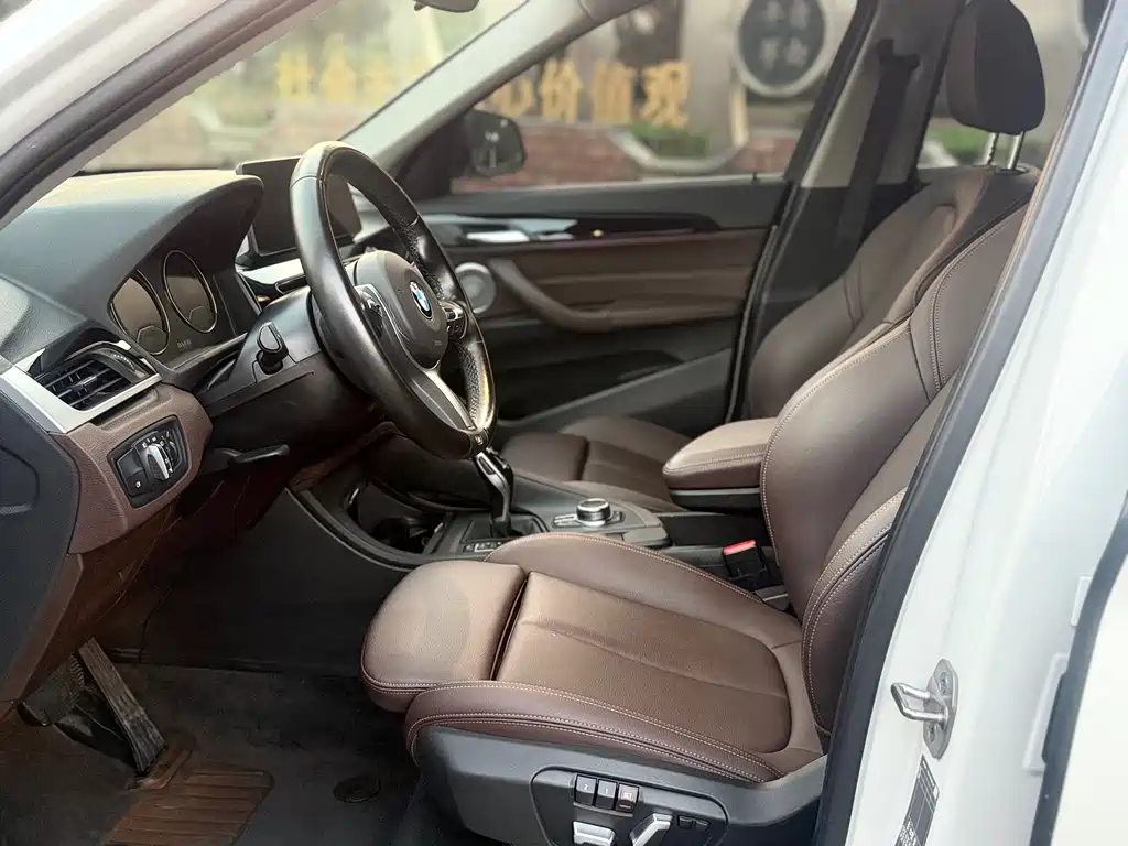 BMW X1 — миниатюра 7