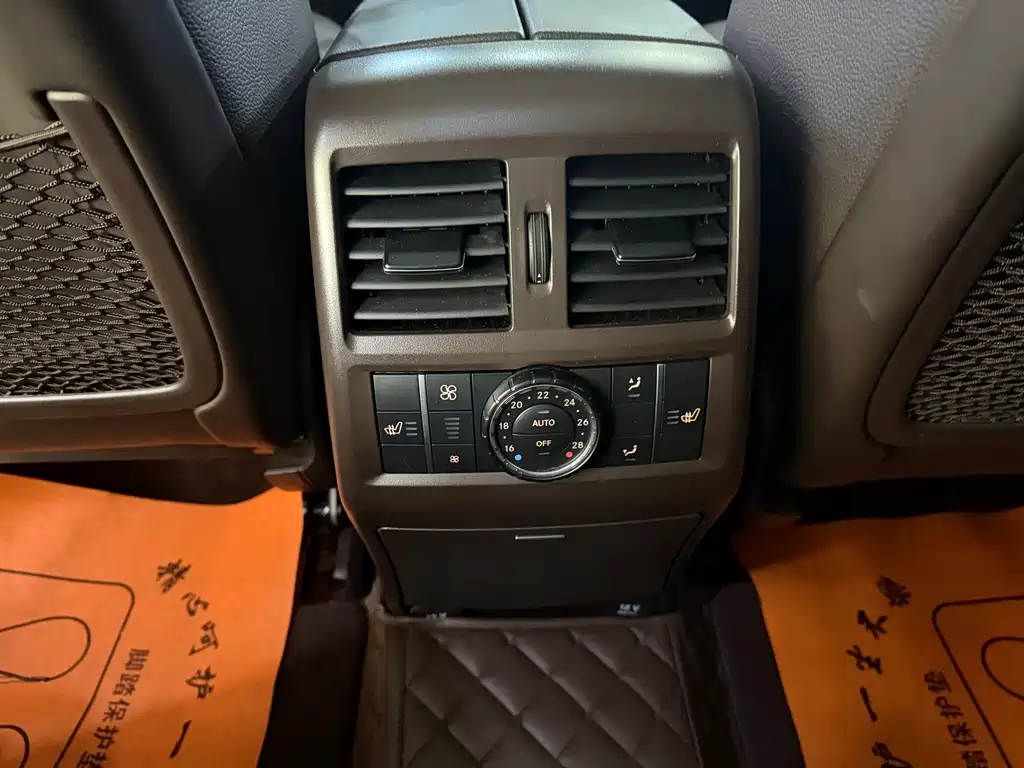 Mercedes-Benz GLS — миниатюра 7