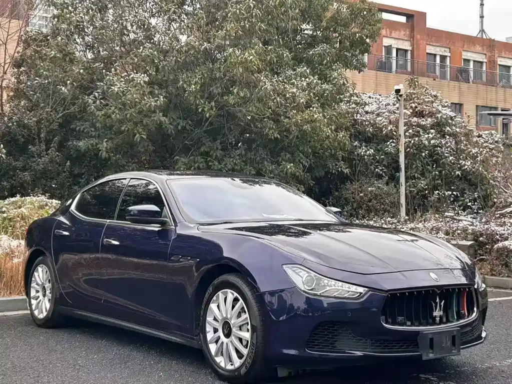 MASERATI GHIBLI