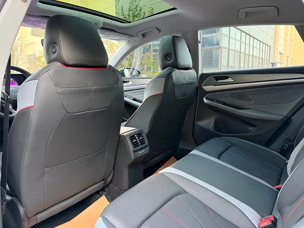 Volkswagen Lamando — миниатюра 6