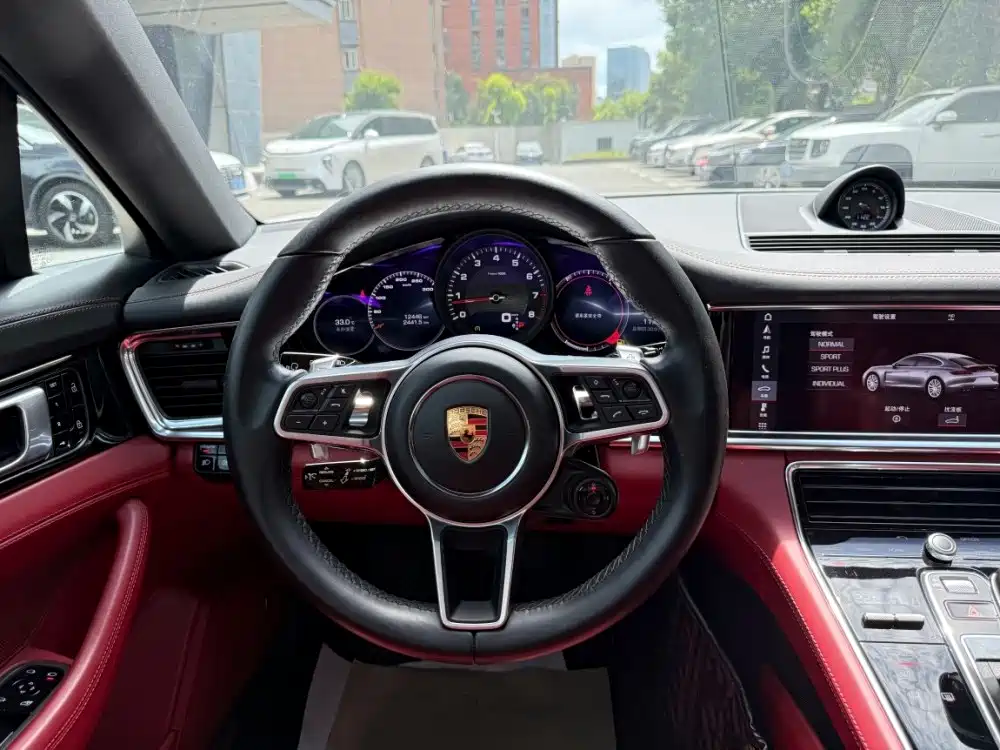 Porsche Panamera — миниатюра 16