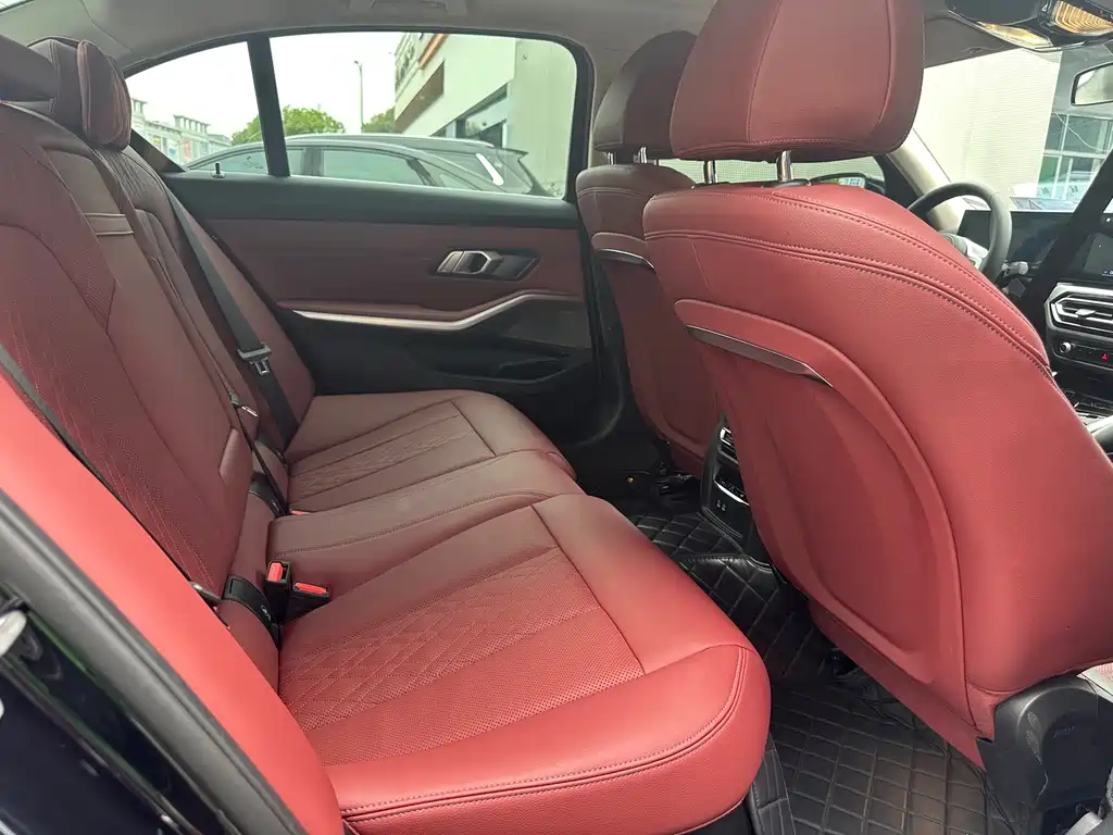 BMW 3 Series — миниатюра 7