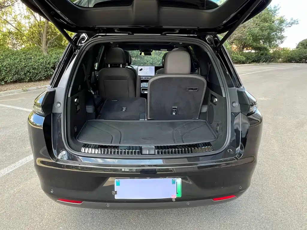 Li Auto Li L8 — миниатюра 19