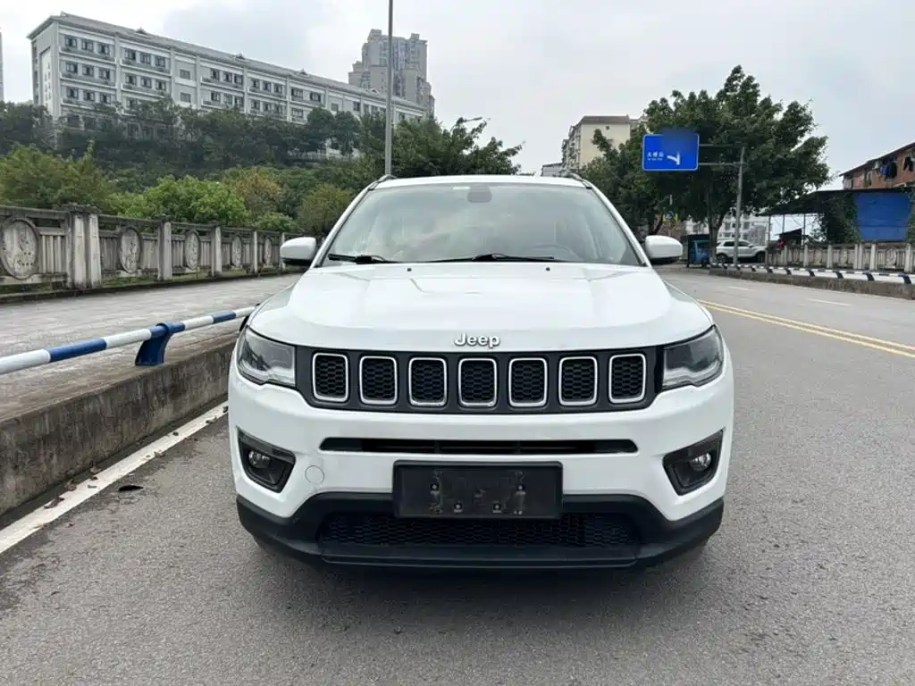 Jeep Compass — миниатюра 4