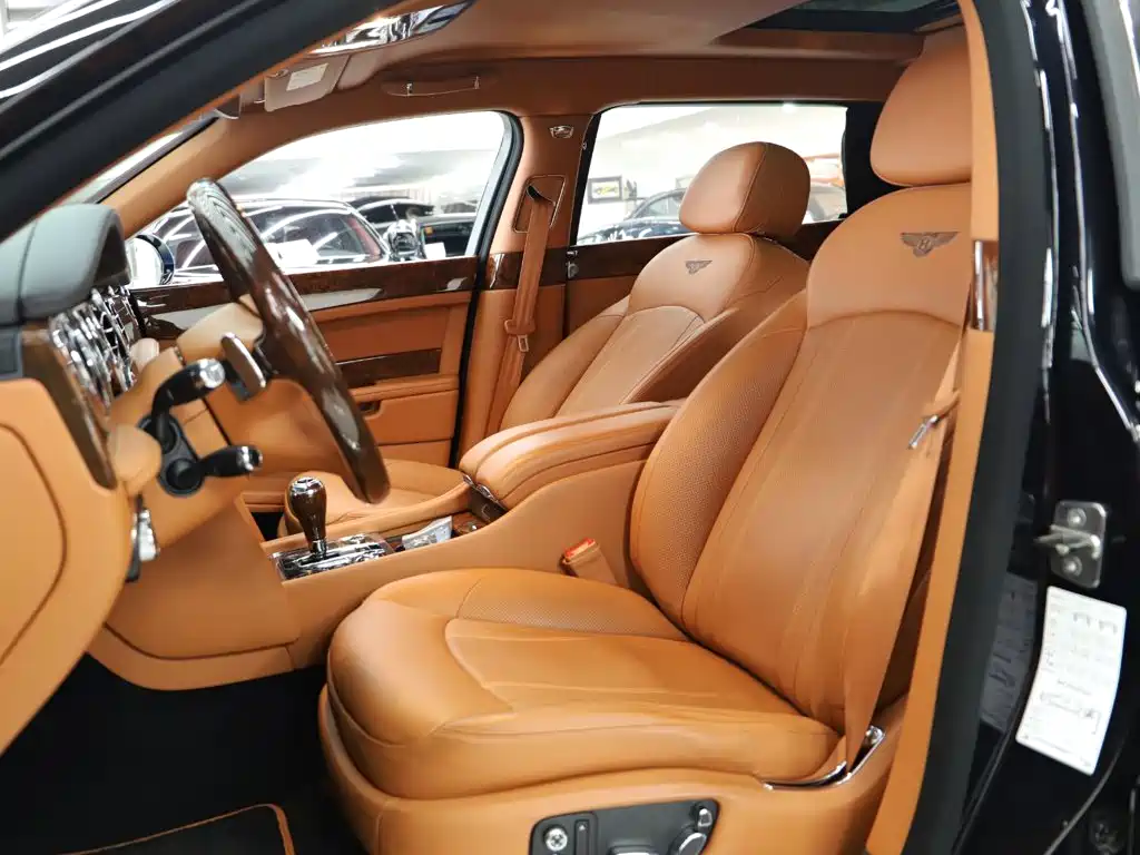 Bentley Mulsanne — миниатюра 6