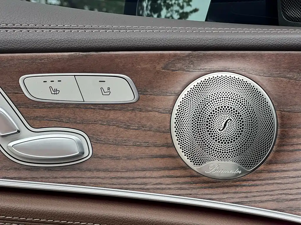 Mercedes-Benz E-Class — миниатюра 5