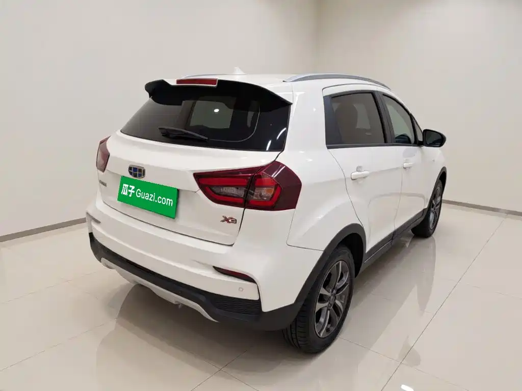 Geely Vision X3 — миниатюра 6