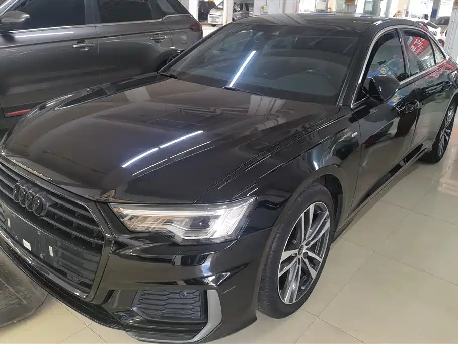 Audi A6L 2022