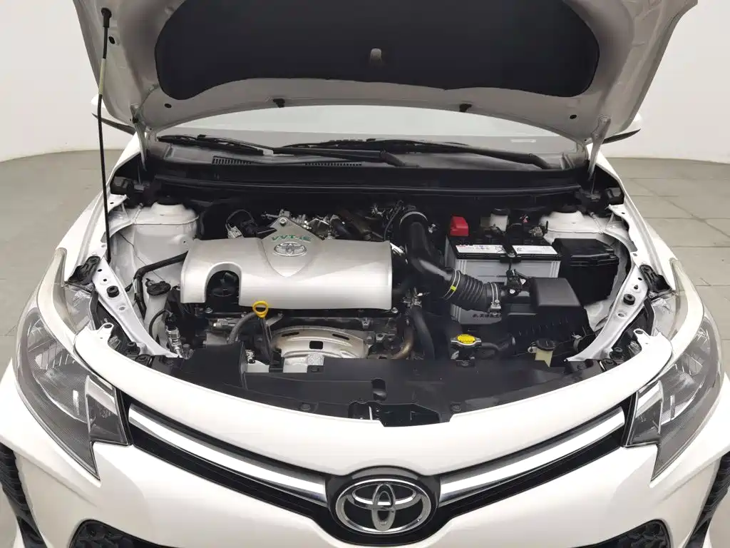 Toyota Vios FS — миниатюра 6