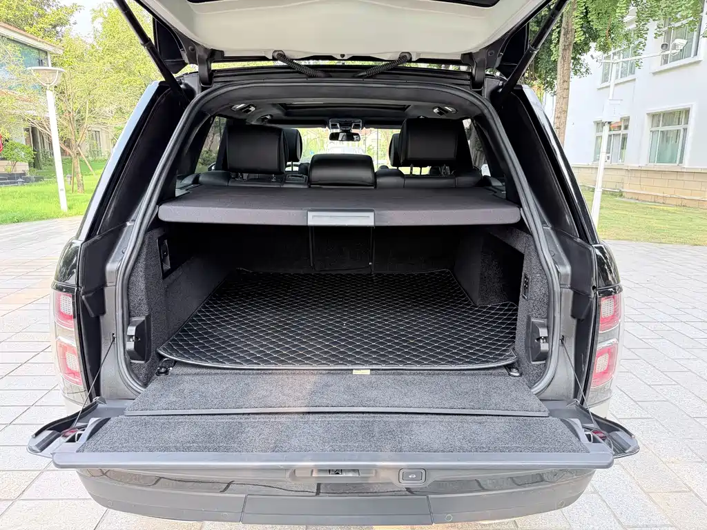 Land Rover Range Rover — миниатюра 25