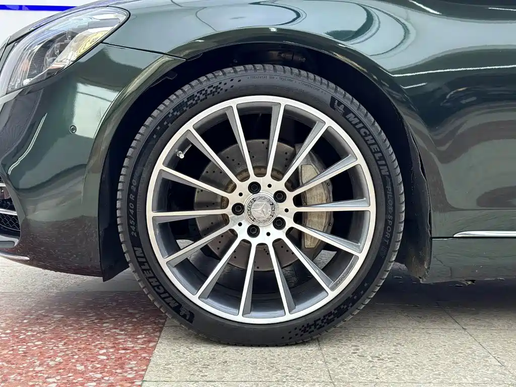 Mercedes-Benz S-Class — миниатюра 38