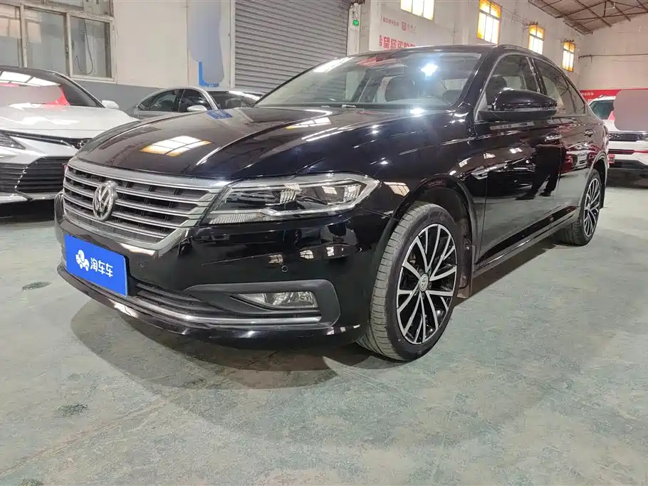 Volkswagen Sagitar 2020