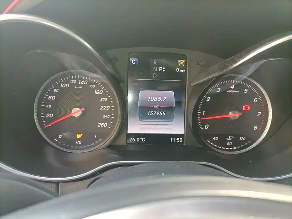 Mercedes-Benz C-Class — миниатюра 12
