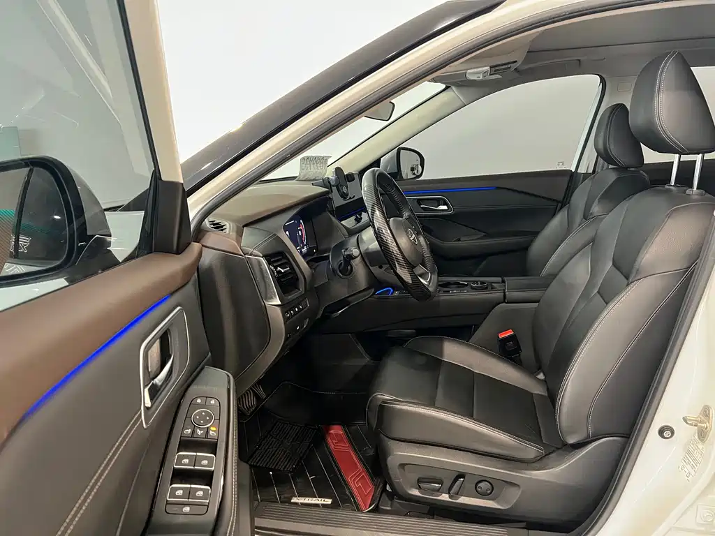 Nissan X-Trail — миниатюра 11
