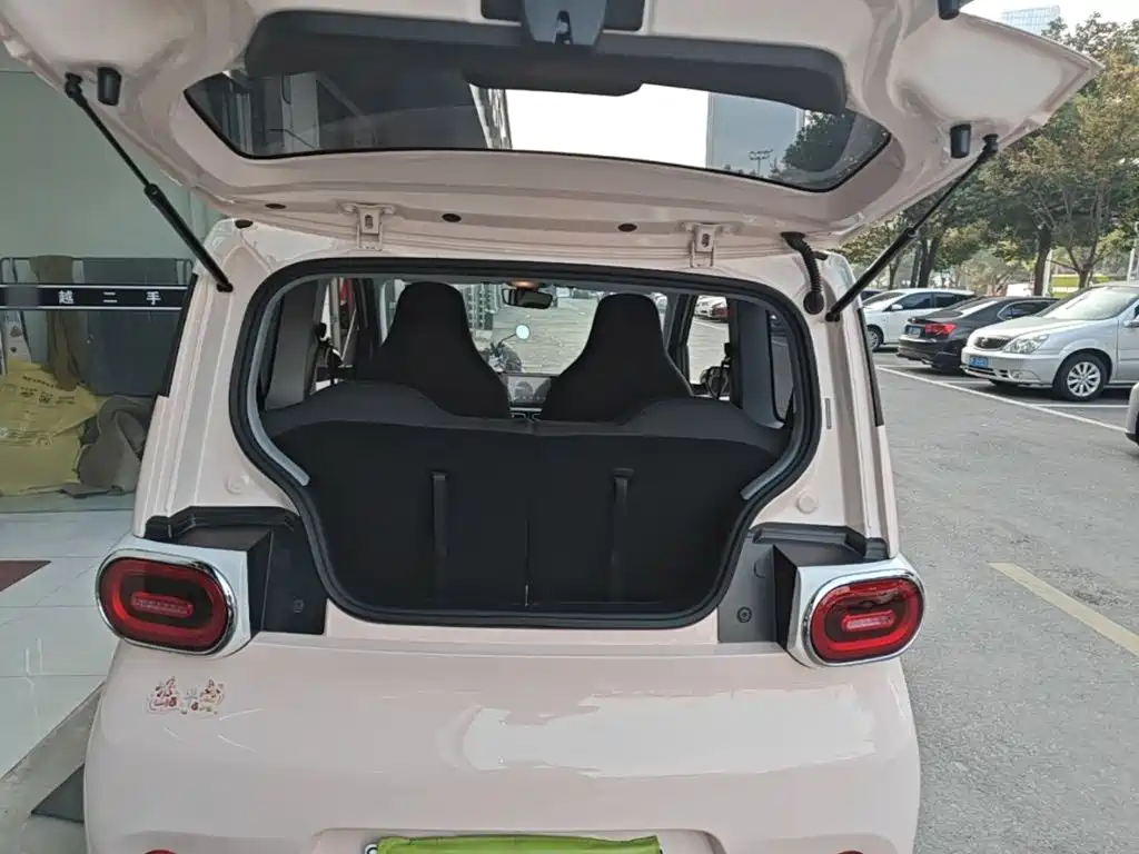 Wuling MINIEV — миниатюра 19