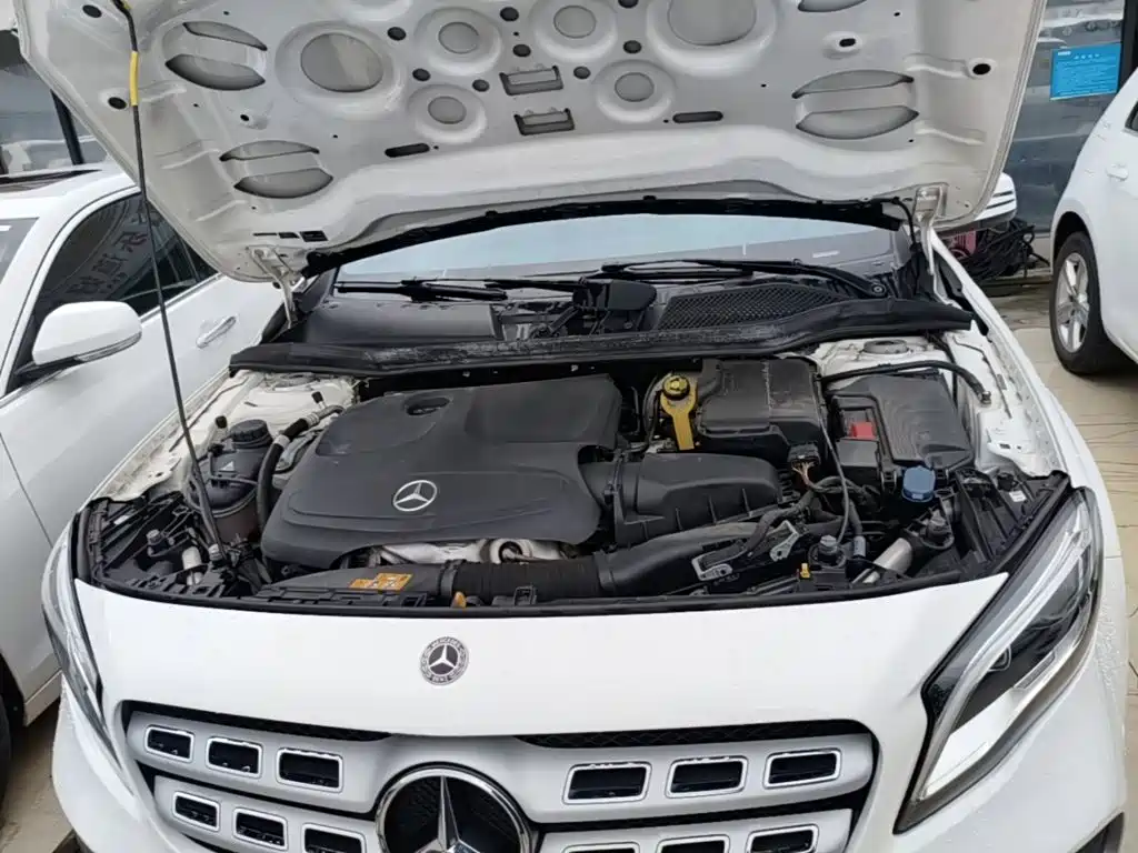 Mercedes-Benz GLA — миниатюра 20