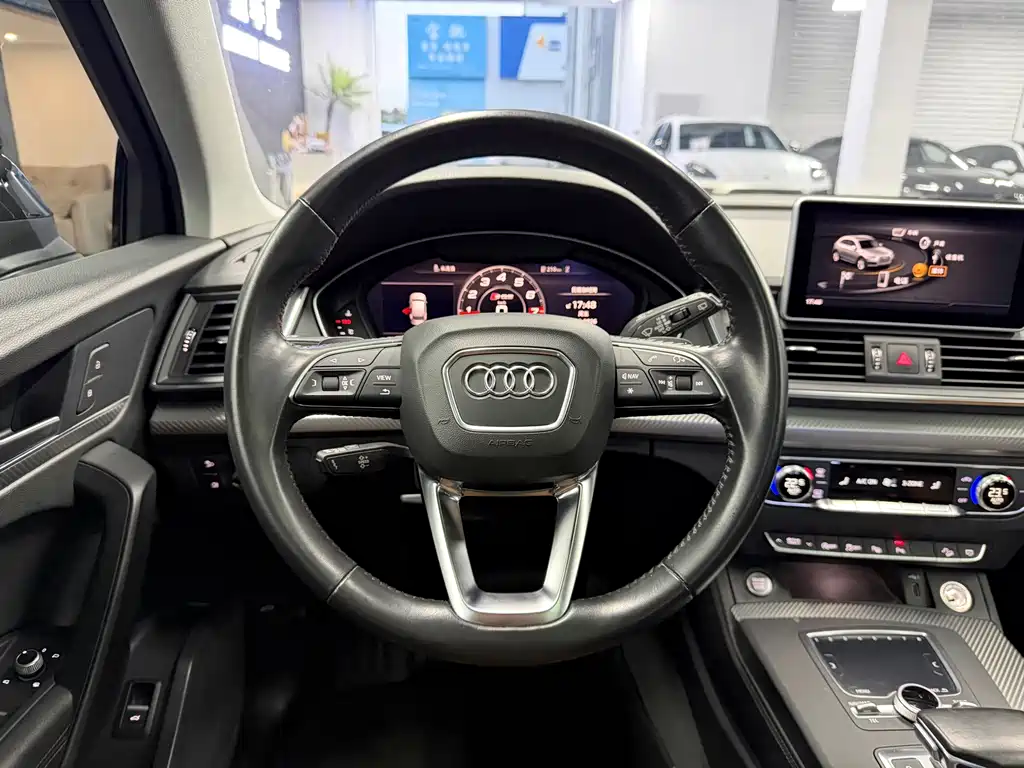 Audi Q5L — миниатюра 8