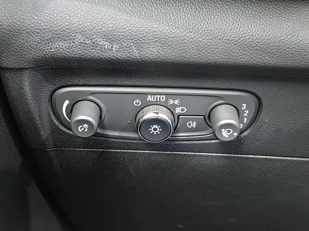 Buick Envision S — миниатюра 21