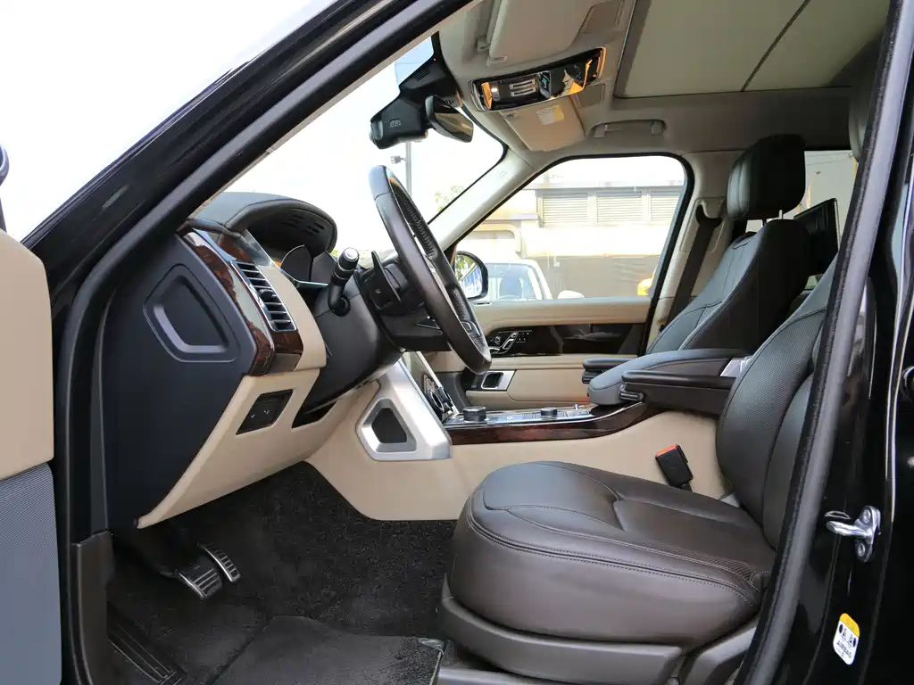Land Rover Range Rover — миниатюра 11
