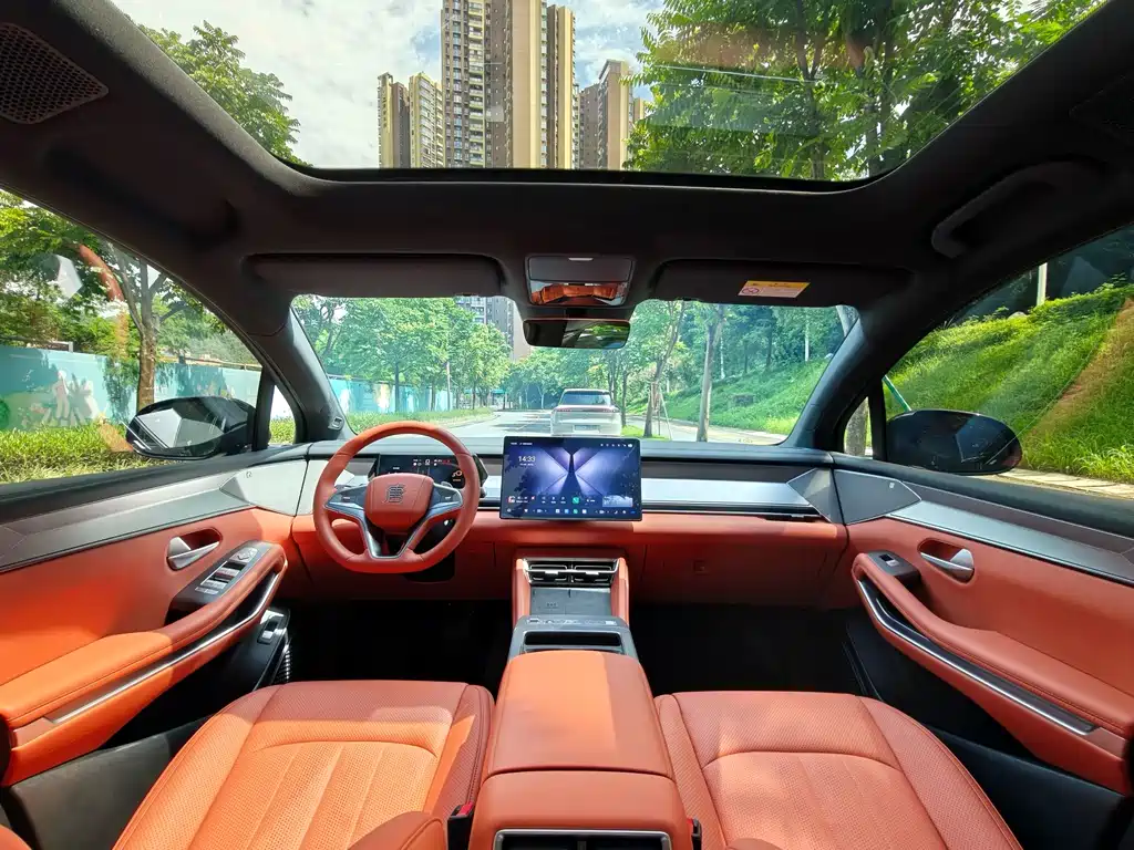 BYD Tang L — миниатюра 8