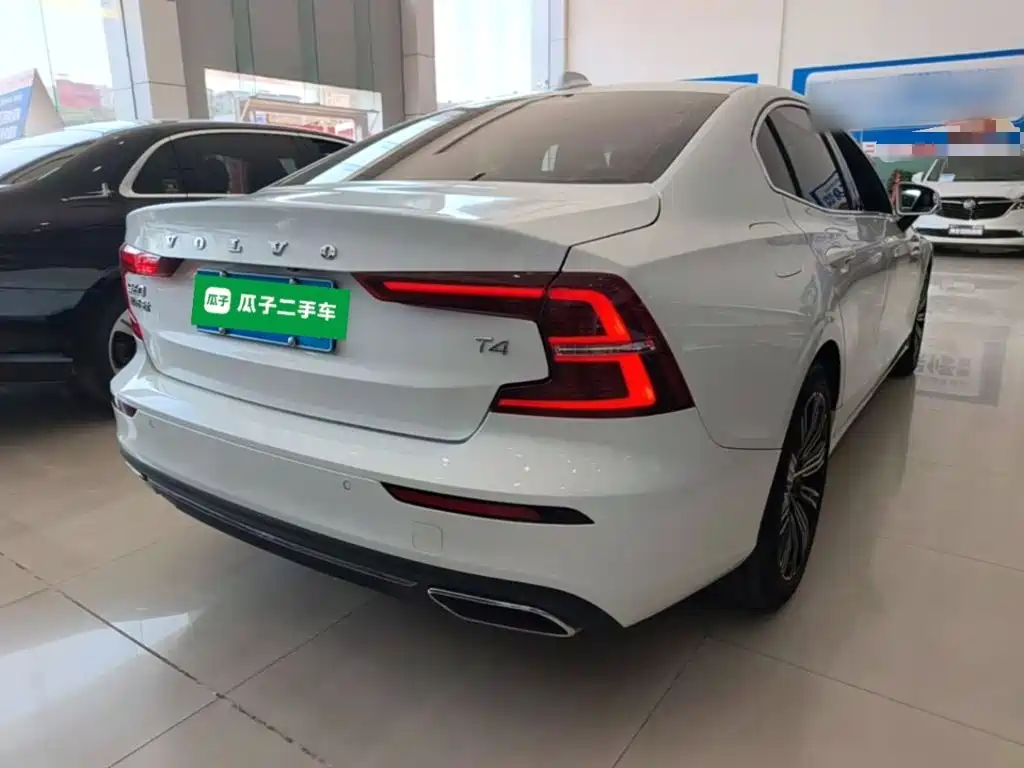 Volvo S60 — миниатюра 7