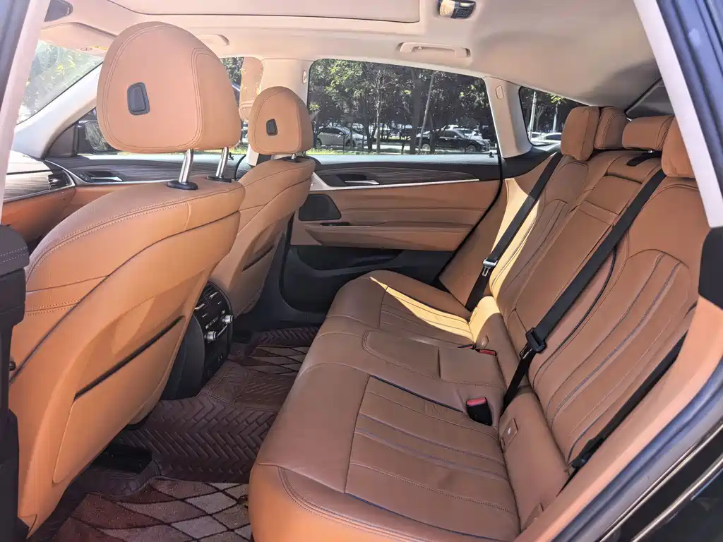BMW 6 Series GT — миниатюра 15