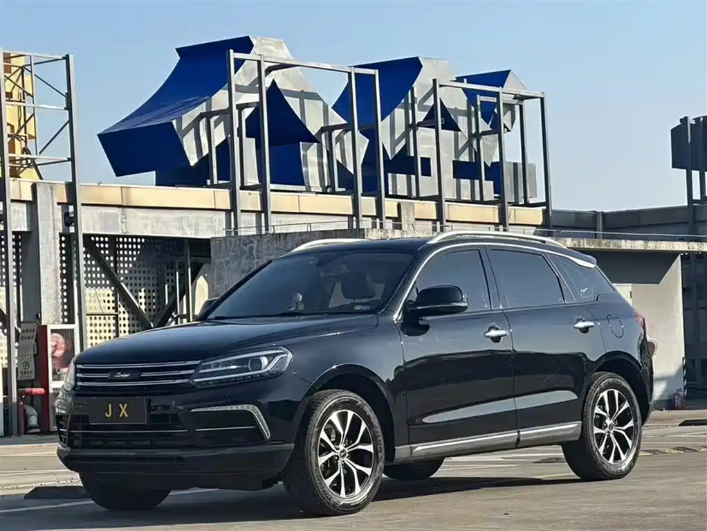 HONDA  UR V