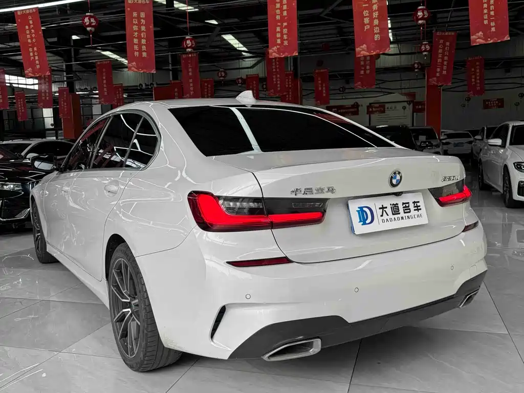 BMW 3 Series — миниатюра 4