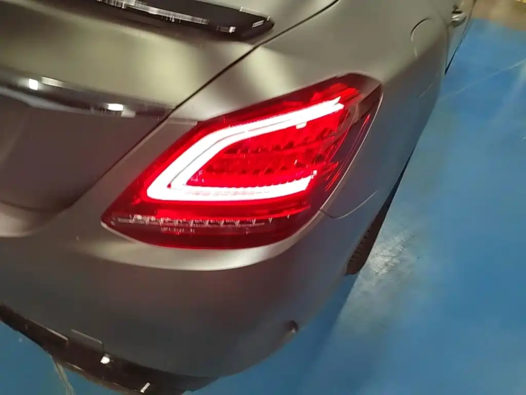 Mercedes-Benz C-Class — миниатюра 8
