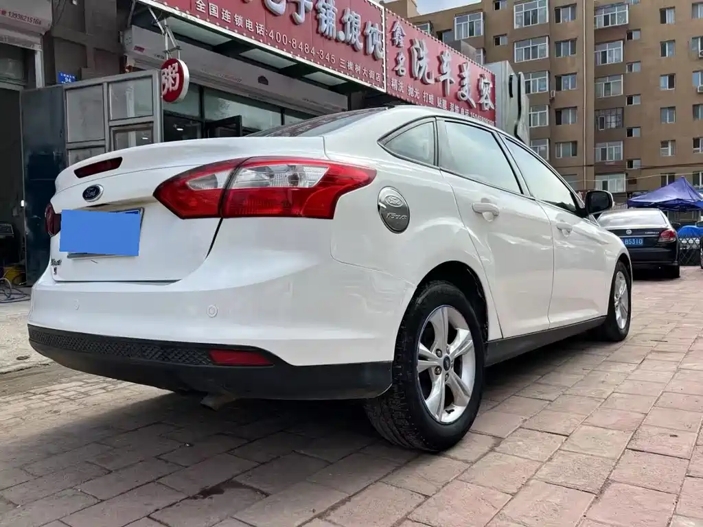 Ford Focus — миниатюра 4