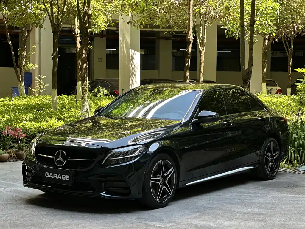 Mercedes-Benz C-Class 2021