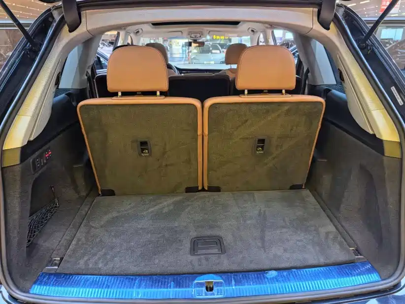 Audi Q7 — миниатюра 14