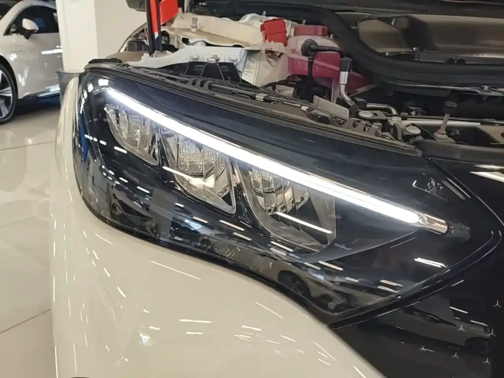 Mercedes-Benz EQE — миниатюра 11