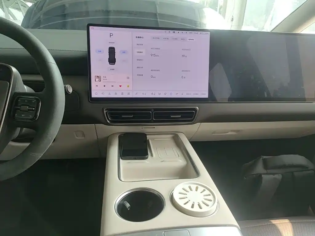 Li Auto Li MEGA — миниатюра 13