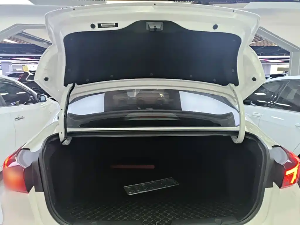 Changan Eado — миниатюра 19
