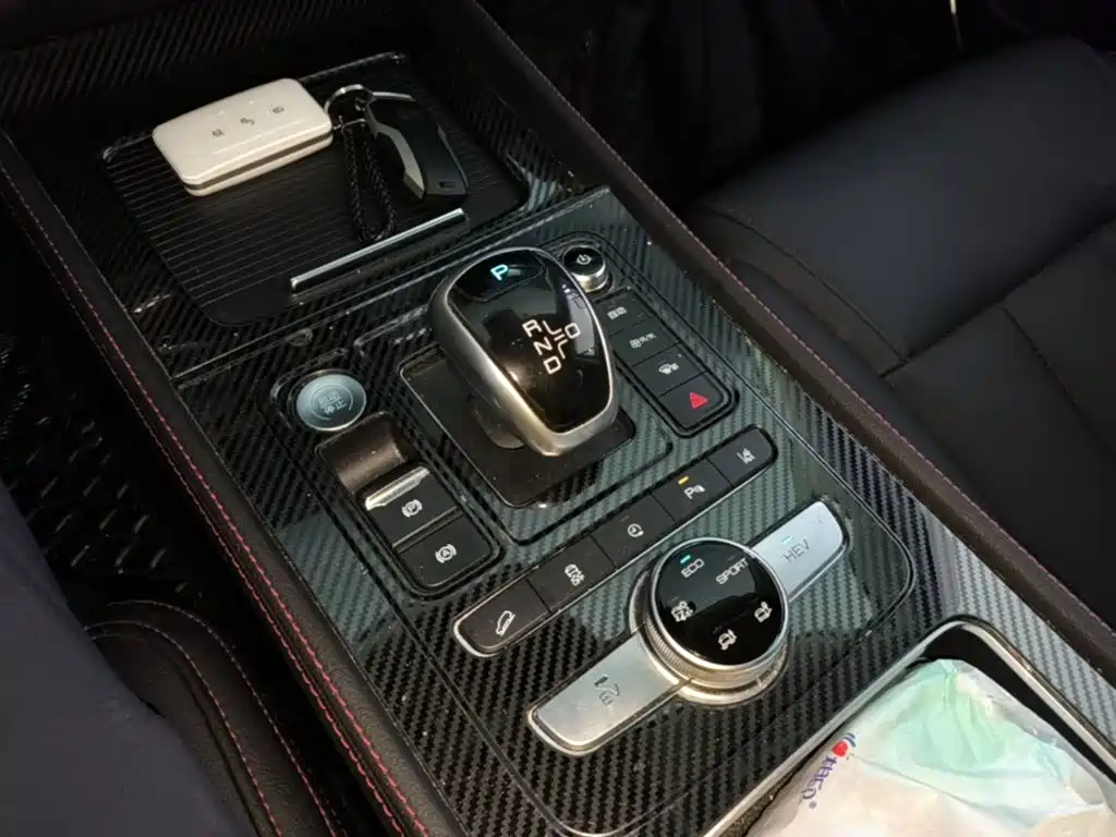 BYD Tang New Energy — миниатюра 14