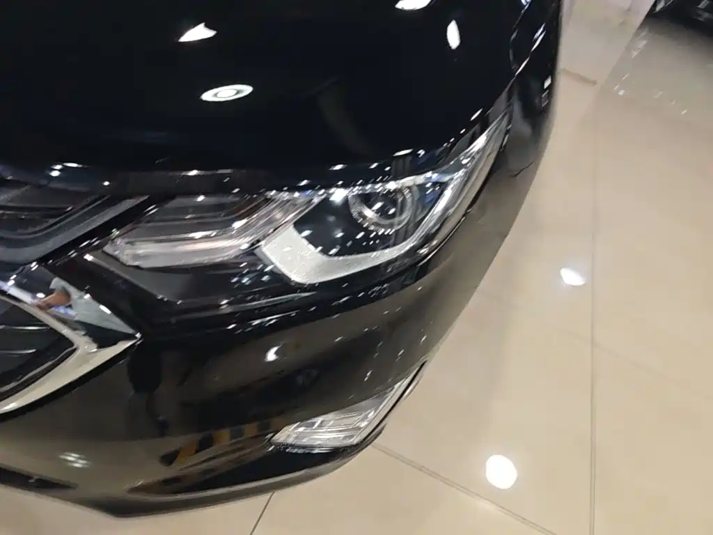 Chevrolet Equinox — миниатюра 24