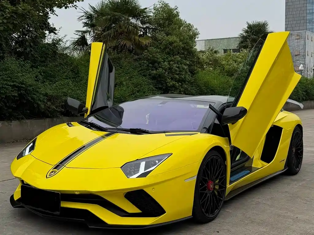 Lamborghini Aventador 2018 Aventador S Roadster