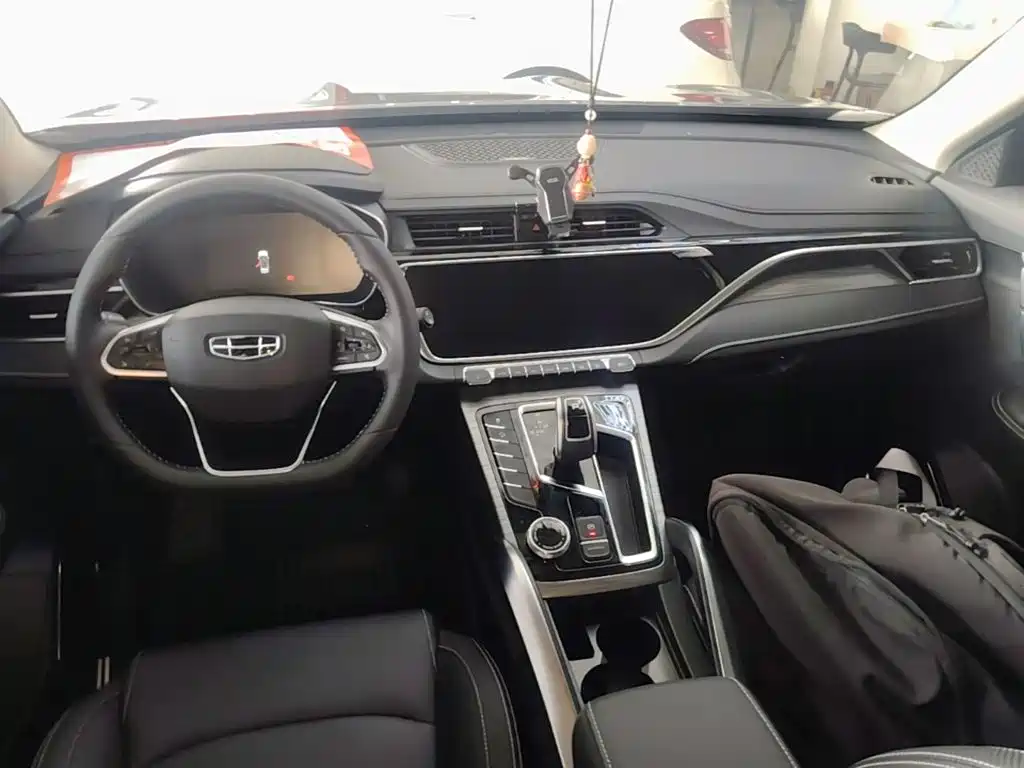 Geely Boyue — миниатюра 10