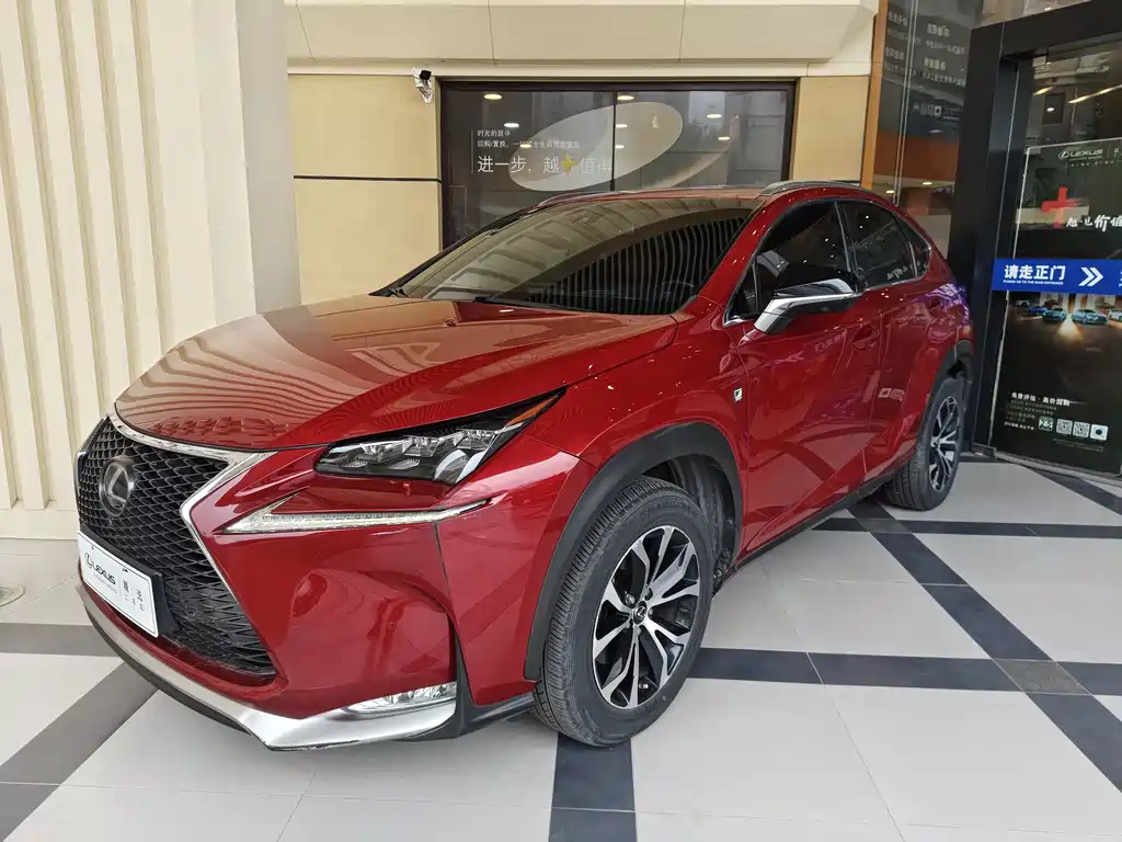Lexus NX 2015